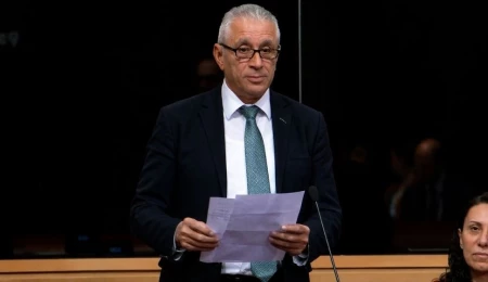 Taçoy AKPA’da konuştu: Çözüm için adil, dengeli ve siyasi cesaret temelinde gerçek bir irade ortaya konmalı