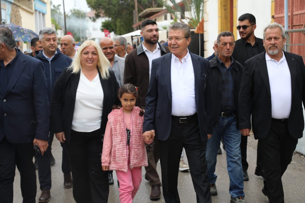 Üstel Büyükkonuk’ta vurguladı: “Kültürüne sahip çıkan halklar ayakta kalır”