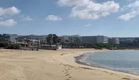 İngiliz turistler Güney Kıbrıs’tan uzaklaşıyor