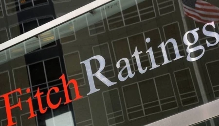 Fitch, Güney Kıbrıs’ın kredi notunu “A-“ seviyesine yükseltti