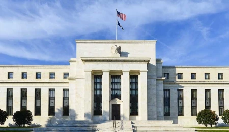 Fed, Kevin Warsh göreve başlayana kadar Jerome Powell’ı geçici başkan olarak atadı