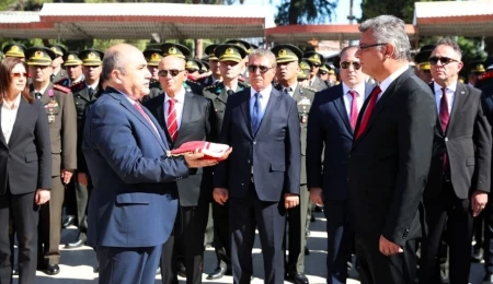 19 Mayıs Atatürk’ü Anma, Gençlik ve Spor Bayramı kutlanıyor: Lefkoşa’da devlet töreni düzenlendi