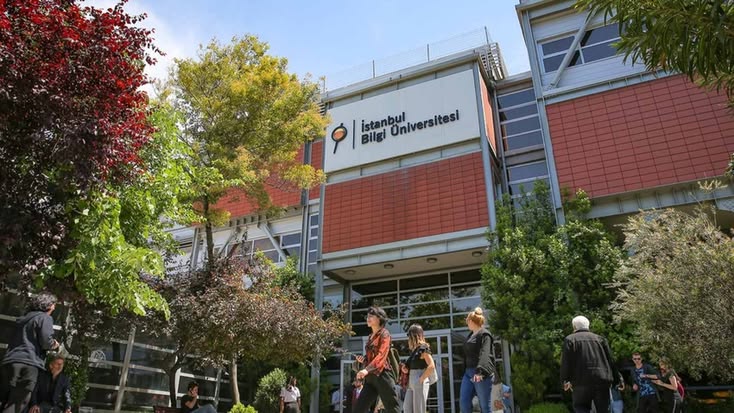 İstanbul Bilgi Üniversitesi yeniden açıldı