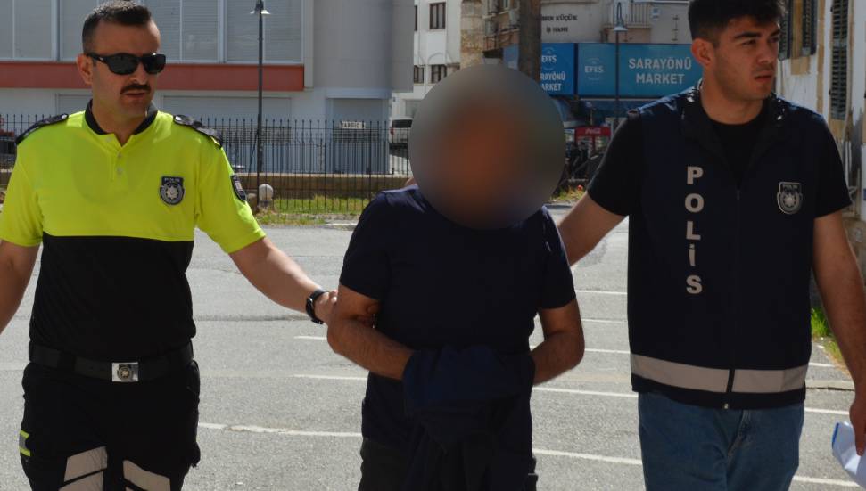Kaçak telefonlarla yakalanan zanlı serbest