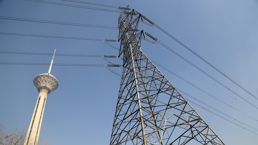 İran’da, ABD-İsrail saldırılarında elektrik santrallerinin yaklaşık yüzde 7’sinin zarar gördüğü açıklandı