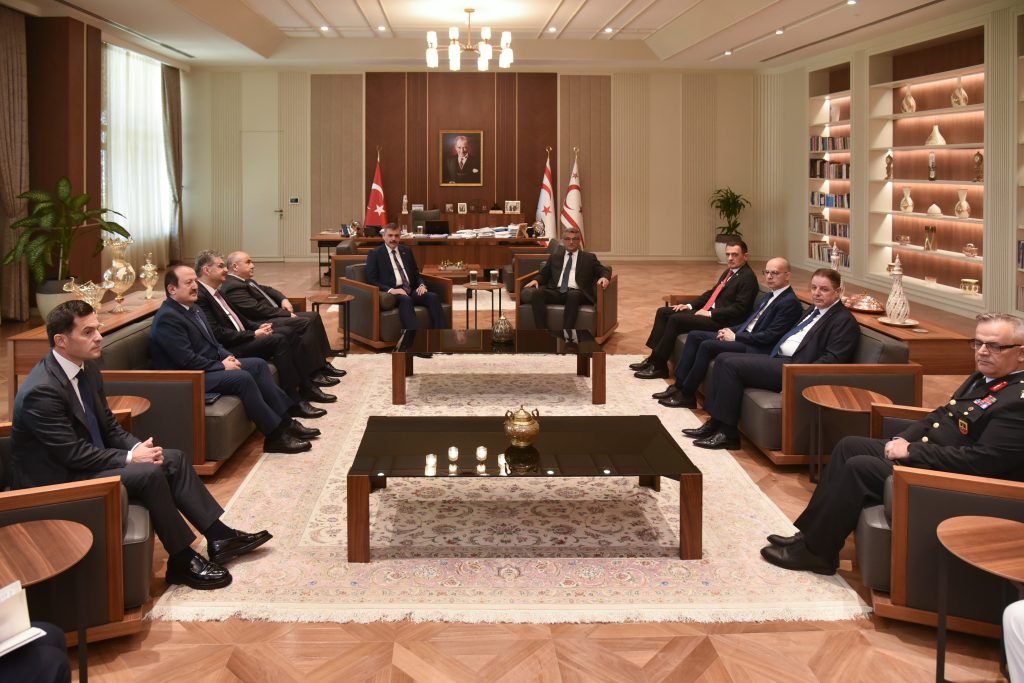 Erhürman, Türkiye İçişleri Bakanı Çiftçi’yi kabul etti