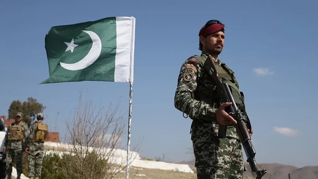 Pakistan’da son 72 saatte düzenlenen operasyonlarda 21 militan etkisiz hale getirildi