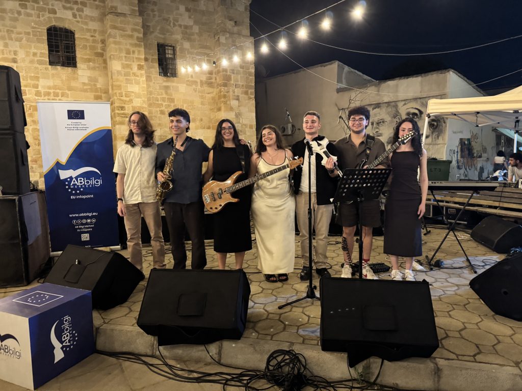AB Bilgi Merkezi Avrupa Müzik Günü nedeniyle Lefkoşa’da konser düzenledi