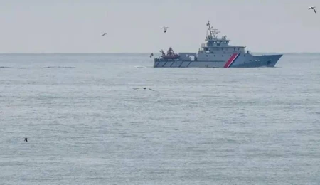 Manş Denizi’nde gerginlik: Rus savaş gemisi İngiliz yatına uyarı ateşi açtı
