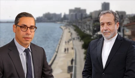 Konstantinos Kombos, Abbas Erakçi ile telefonda görüştü: Mutabakata memnuniyet dile getirildi