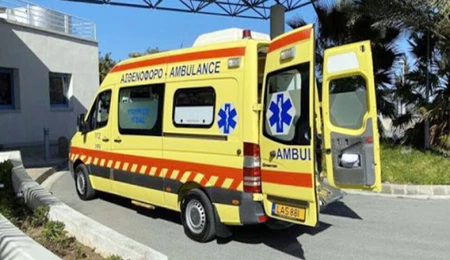 Güney Kıbrıs’ta araçta kilitli kalan iki çocuk yaşamını yitirdi: Güneş yanıkları tespit edildi