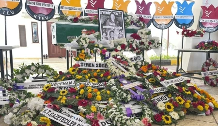 Sevgül Uludağ son yolculuğuna uğurlandı