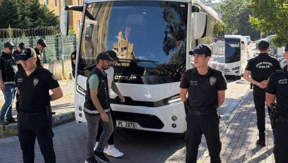Ünlülere uyuşturucu operasyonu: 10 tutuklama talebi