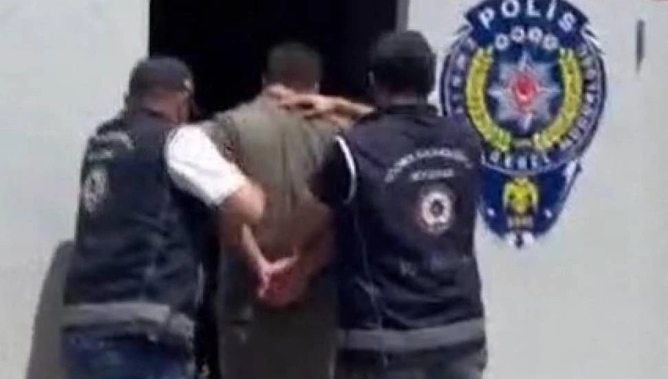 INTERPOL tarafından aranan kişi İstanbul Havalimanı’nda yakalandı