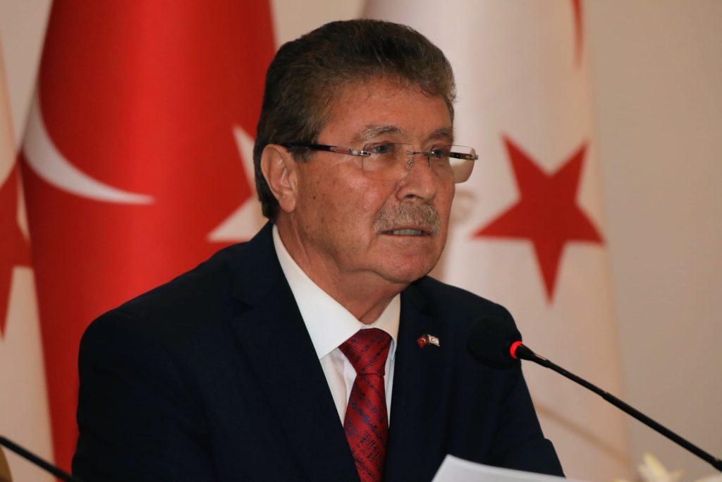 Başbakan Üstel: “KKTC’yi dijital çağa taşıyacak fiber optik projesinin saha çalışması başlıyor”