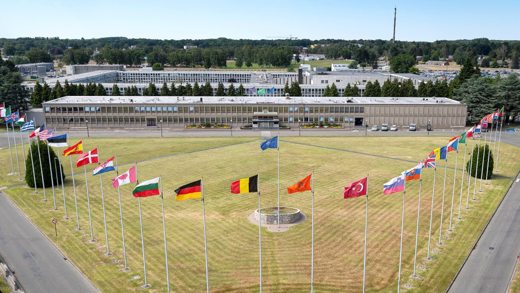 NATO’nun askeri karargâhında casusluk şüphesi… Bir stajyer tutuklandı