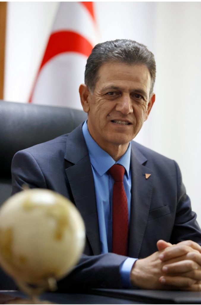 Öğretmenlik sınavları; yarın ve pazar günü ile 8-9 Ağustos tarihlerinde yapılacak