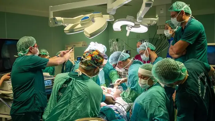 Kıbrıslı Türk Prof. Dr. Özgür Deren’in ekibinden Türkiye’de bir ilk