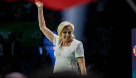 Fransa’da radikal sağ Le Pen senaryolarına hazırlanıyor