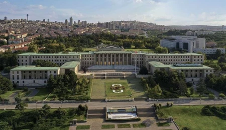 Türkiye’de sahte diplomaya hapis cezası mecliste