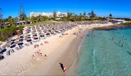 Ayia Napa’da turizm, savaş ve şiddet olaylarından olumsuz etkilendi