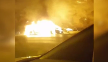 Girne anayolunda araç alevlere teslim oldu, yangın kuru otlara sıçradı