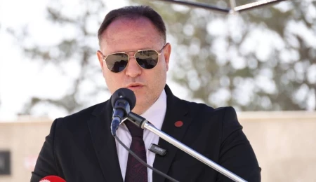 Öztürkler: Türkiye Cumhuriyeti’nin garantörlüğü, Türk askerinin varlığı tartışma konusu olamaz