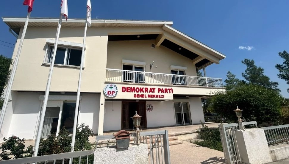 Demokrat Parti MYK toplandı: Karma oy ve seçimler görüşülüyor