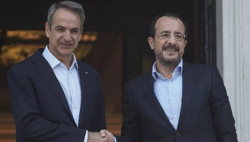 Hristodulidis, Miçotakis’e iletti: Kıbrıs sorununa duyulan ilgi, eylemlerimden kaynaklanıyor