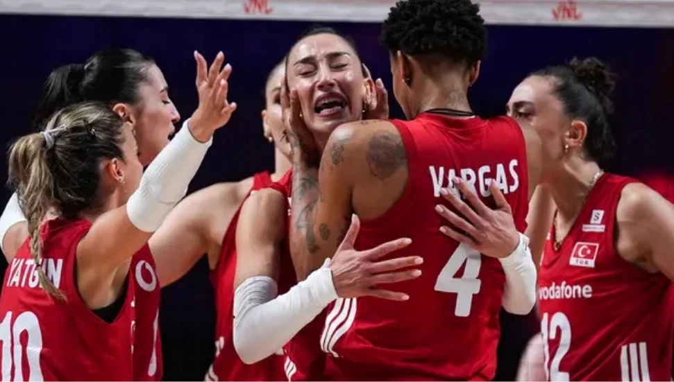 Türkiye Kadın Voleybol Milli Takımı VNL şampiyonu oldu!