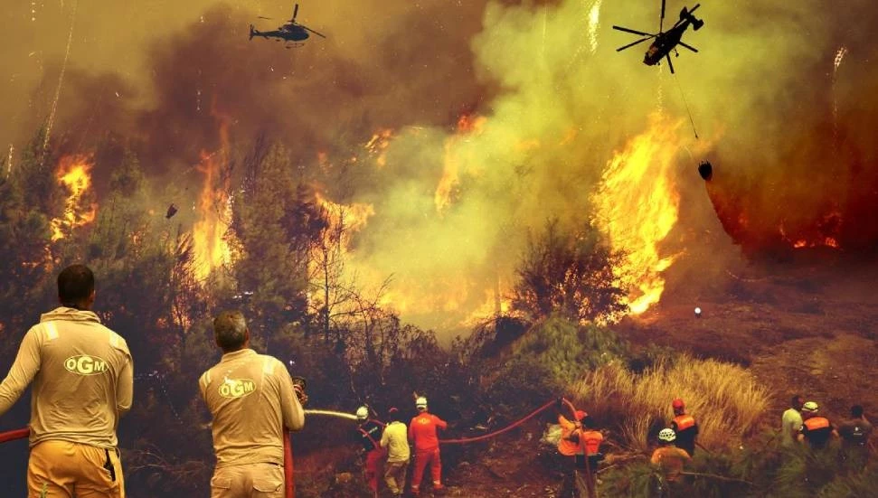 Antalya, Balıkesir ve Muğla’nın 4 noktasında orman yangınları devam ediyor