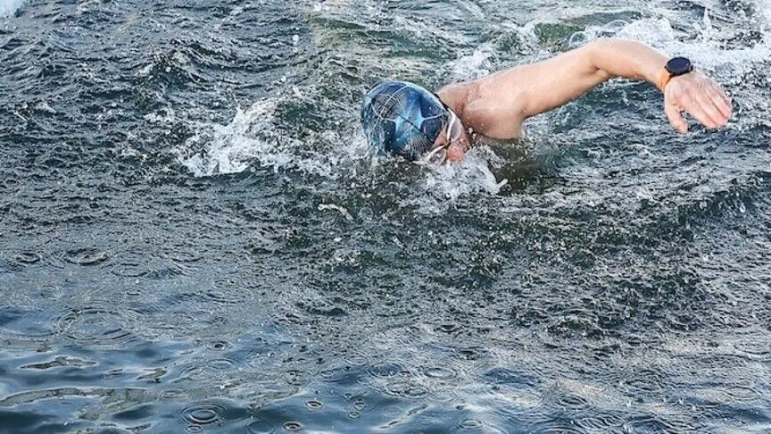 Polonyalı yüzücü Kubkowski, Baltık Denizi’ni yüzerek geçen ilk kişi oldu