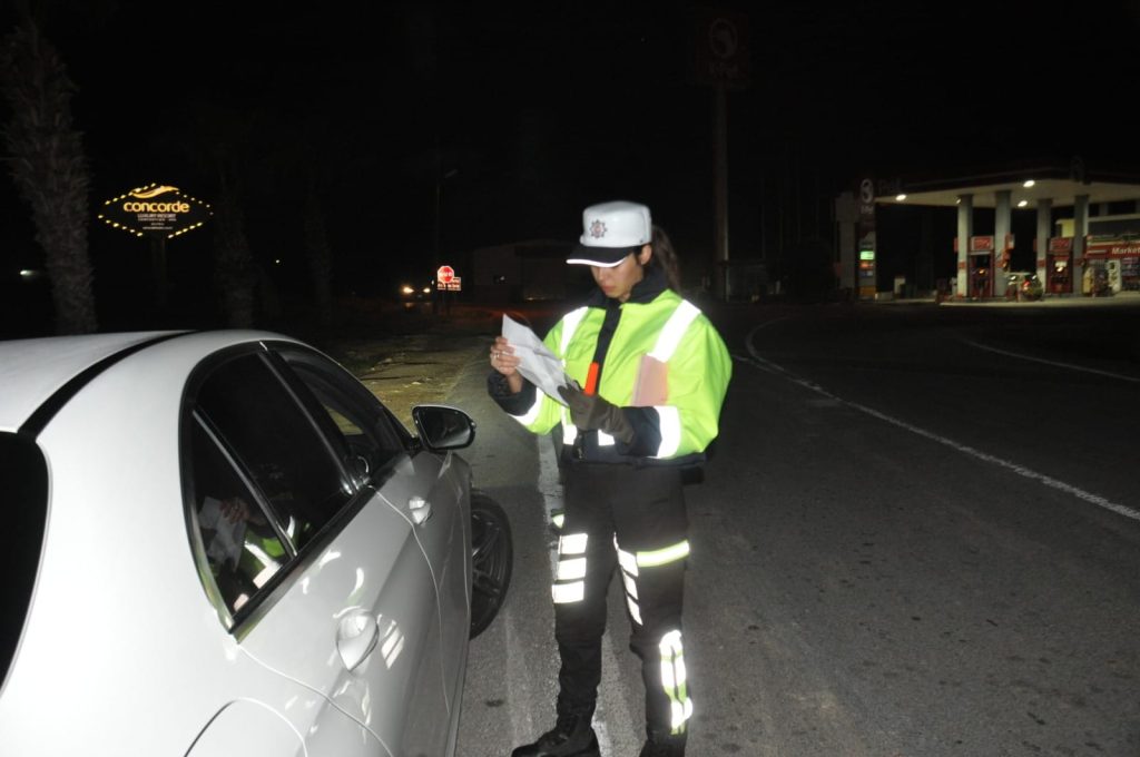 Trafik denetimlerinde 520 rapor, 48 araca trafikten men, 3 tutuklu…
