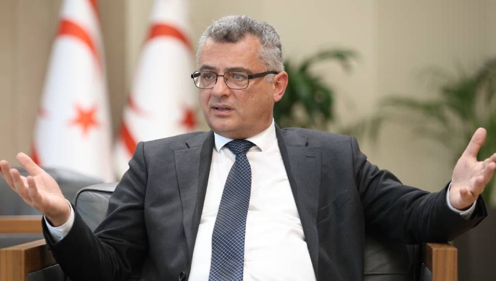Erhürman: Türkiye’nin ve garantörlerin “evet” demediği hiçbir çözüm yürürlüğe giremez
