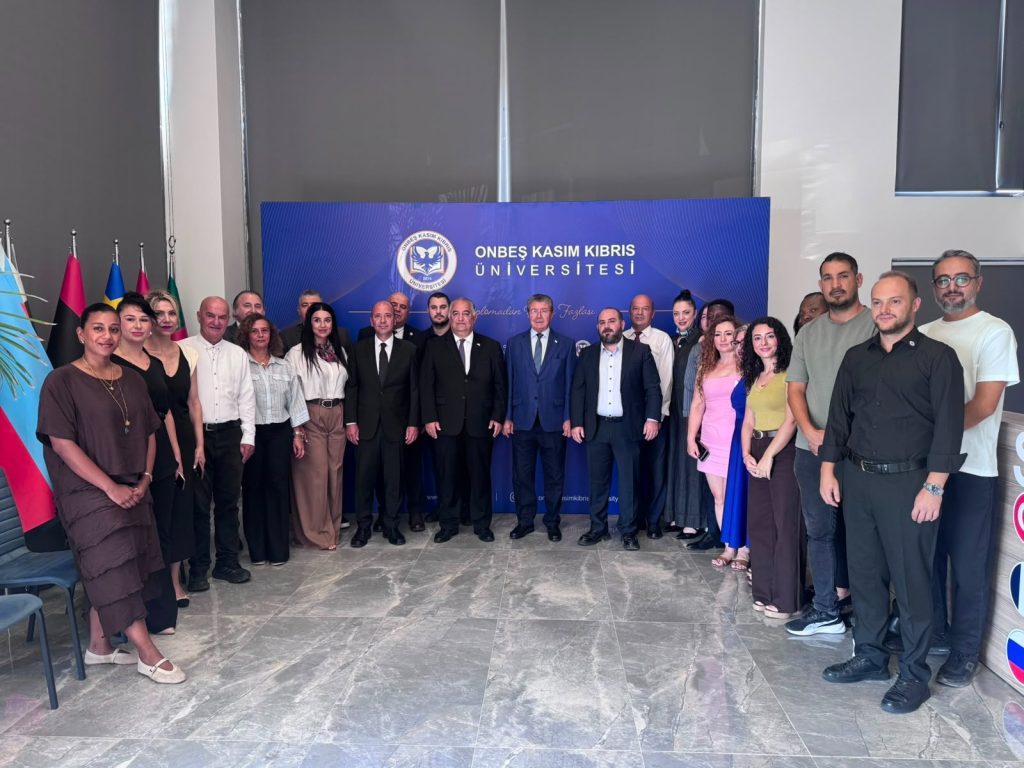 Başbakan Ünal Üstel, Onbeş Kasım Kıbrıs Üniversitesi’ni ziyaret etti