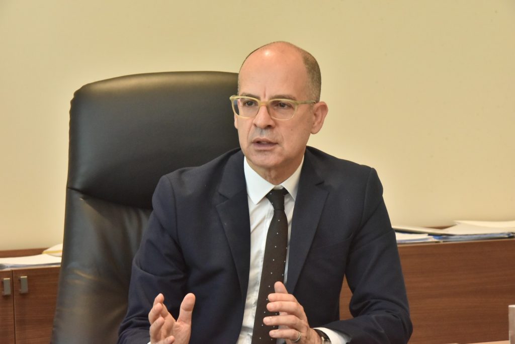 Rum Yönetimi Dânâ’nın diplomatlara yönelik brifingine katılımı önlemeye çalışıyor