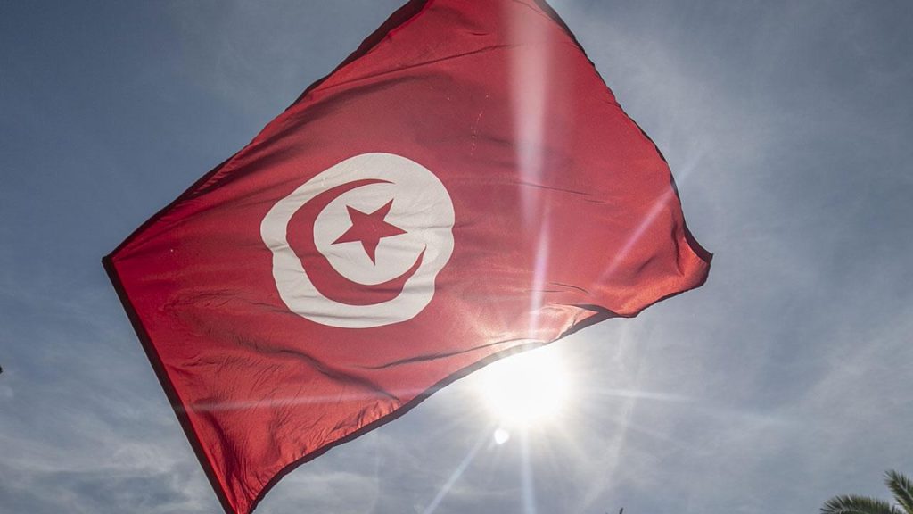 Tunus’ta düzensiz göçmenleri taşıyan teknenin batması sonucu 4 kişinin cesedine ulaşıldı