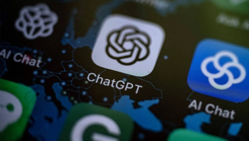 OpenAI, ChatGPT güncellemesini tehlikeli olduğu gerekçesiyle durdurdu
