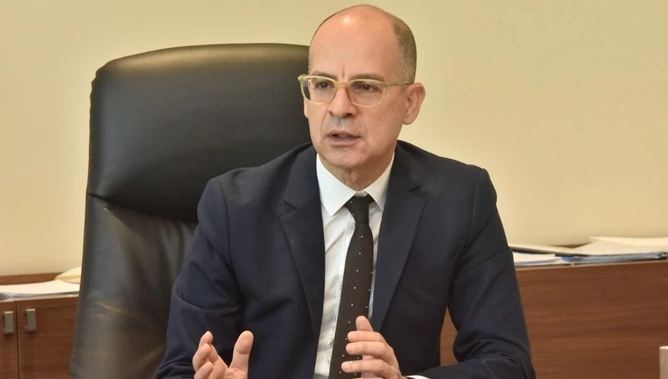 Rum basını: Rum Dışişleri, büyükelçilerden Dana’nın Kıbrıs sorunu brifingine katılmamalarını istedi