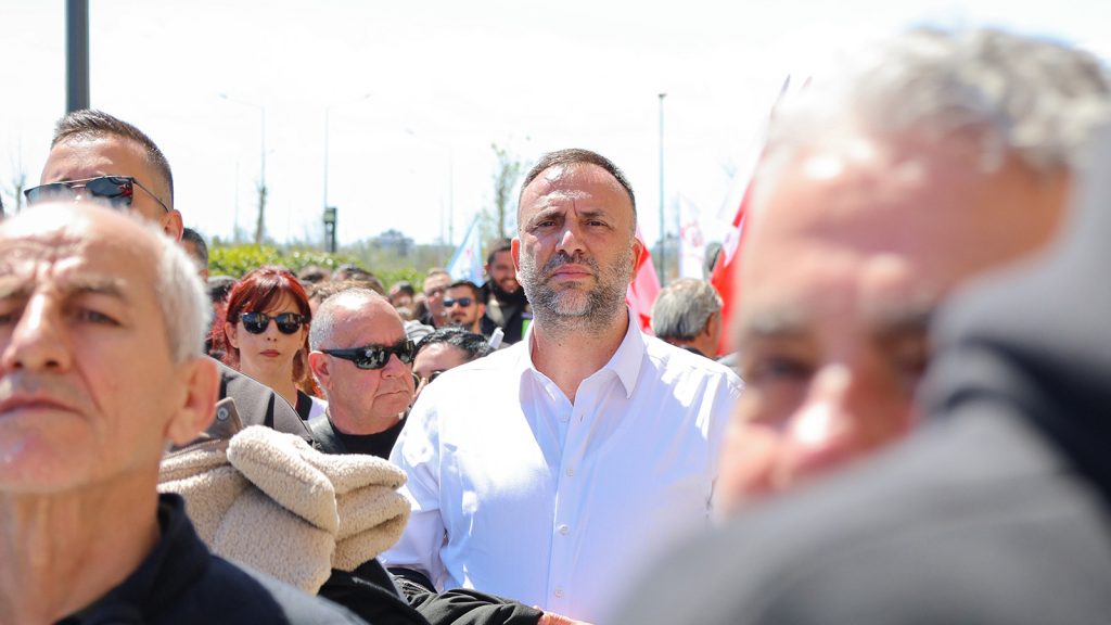 Çeler: “Ülkede yönetim ve denetim mekanizmaları çöktü”