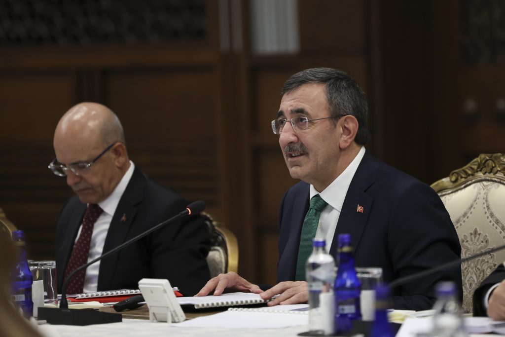 Yılmaz: “Kişi başına düşen milli gelirin 20 bin ABD doları seviyesine yaklaşacağını öngörüyoruz”