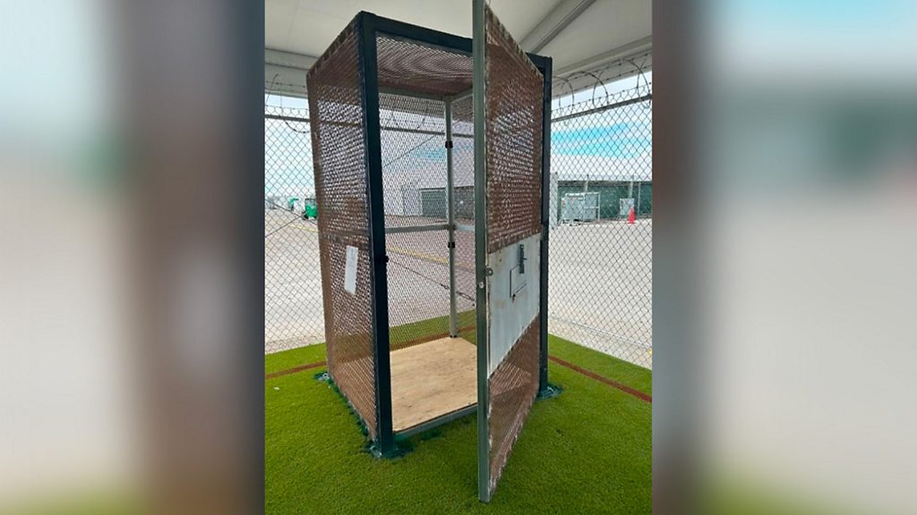 ABD’deki gözaltı merkezi Timsah Alcatraz’da “küçük metal kafesler” kullanıldığı belirtildi