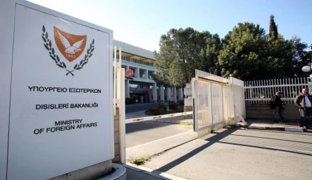 Rum Dışişleri Bakanlığı, ABD’nin silah ambargosunu kaldırma kararını memnuniyetle karşıladı