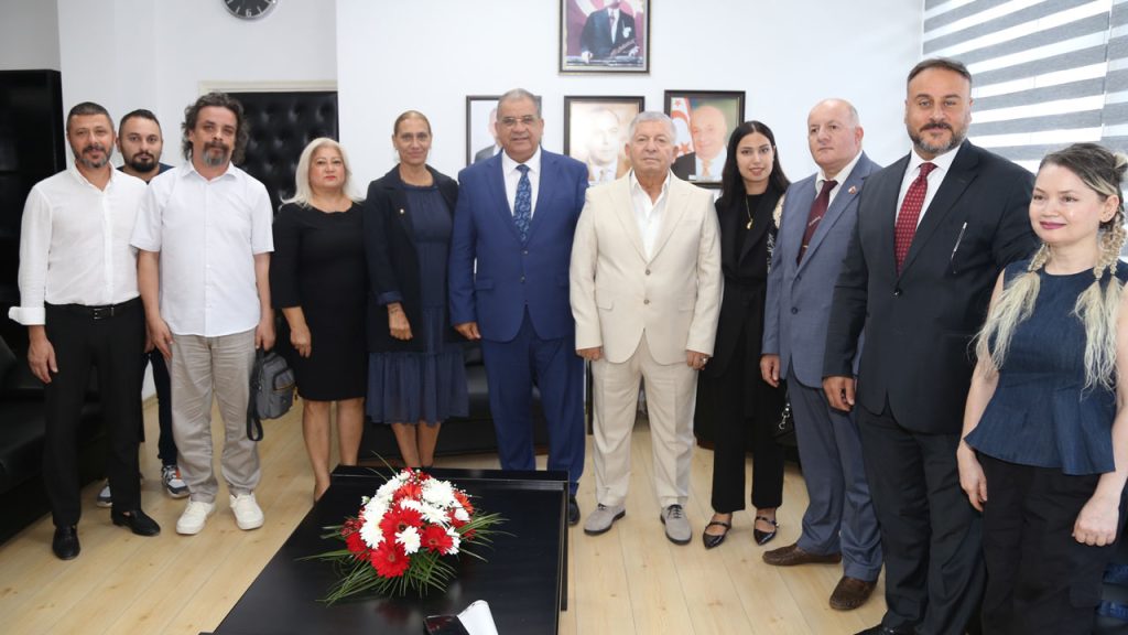 Sucuoğlu, Taekwondo Federasyonu heyetini kabul etti