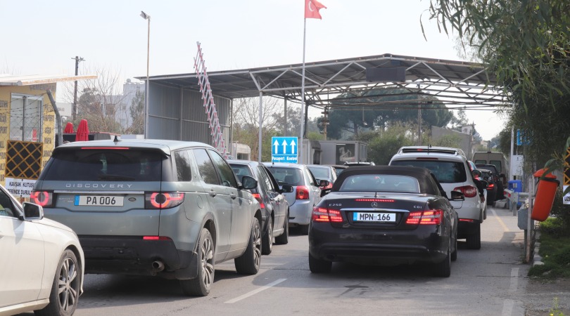 Metehan Kara Geçiş Kapısı’nda 2 kilo uyuşturucu ele geçirildi