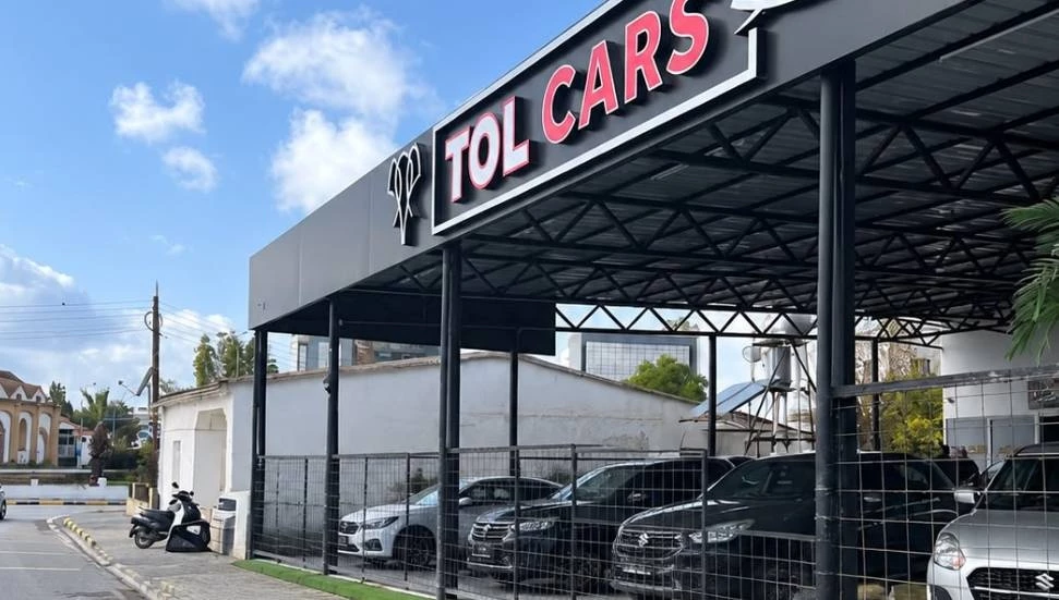 Kundaklanan oto galerinin sahibi Tolga Yeşil: 6-7 kez tehdit aldım, 400 bin dolar istediler