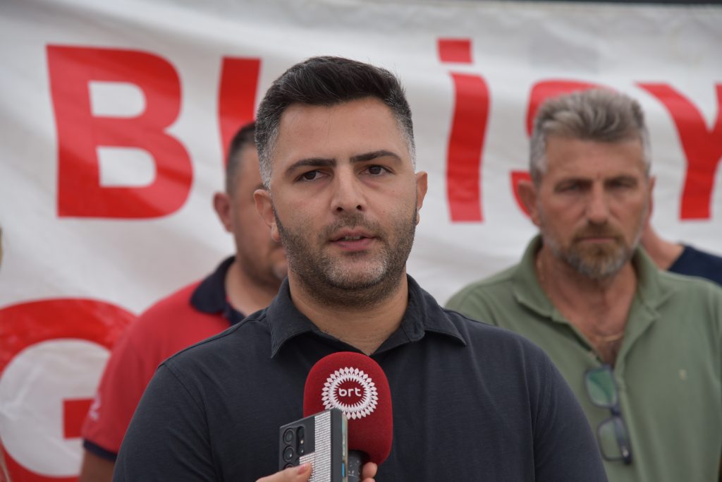Petrol-İş’in grevi ikinci gününde… Kolozali: “Mücadelemiz sürecek”