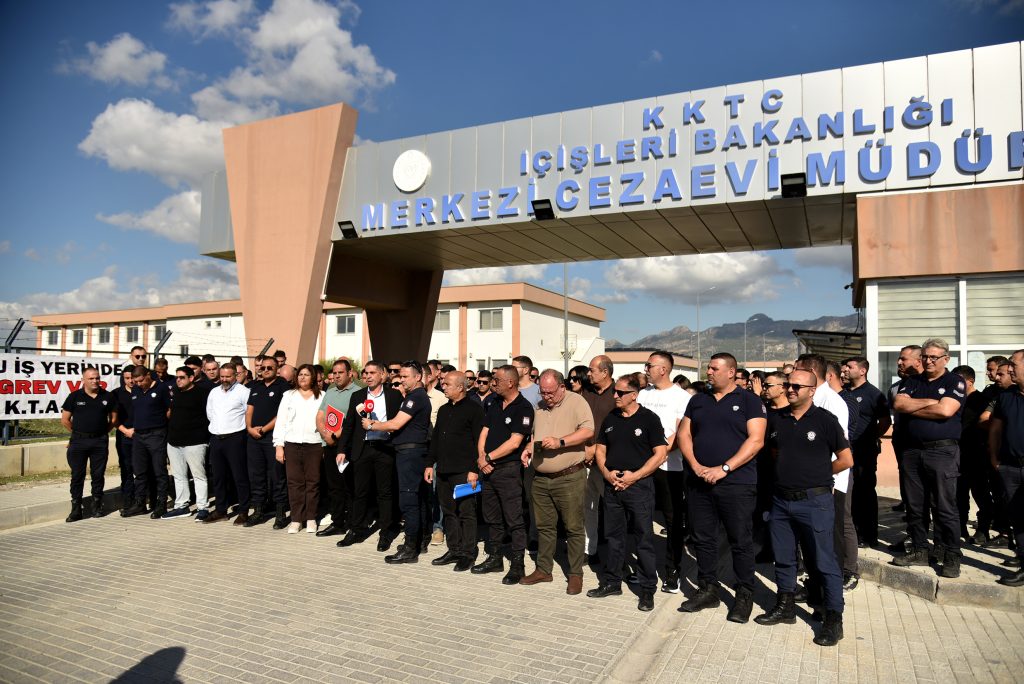 KTAMS Merkezi Cezaevi’nde grev başlattı