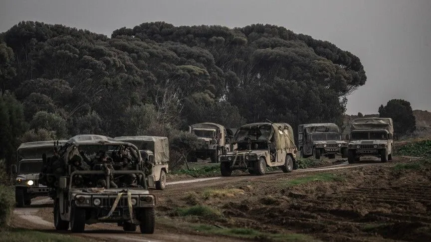 İsrail ordusu, Batı Şeria’nın El Halil şehrine “geniş çaplı askeri operasyon” başlattığını duyurdu