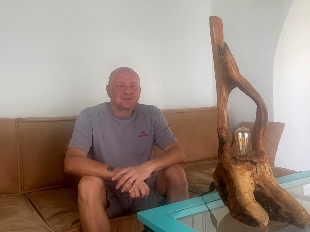 Çek Sanatçı Tomáš Stojec’in Prag’dan Karmi’ye yolculuğu